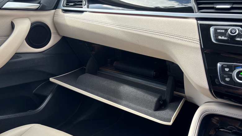 BMW X1 xDrive 20i [178] xLine 5dr Step Auto Petrol Estate